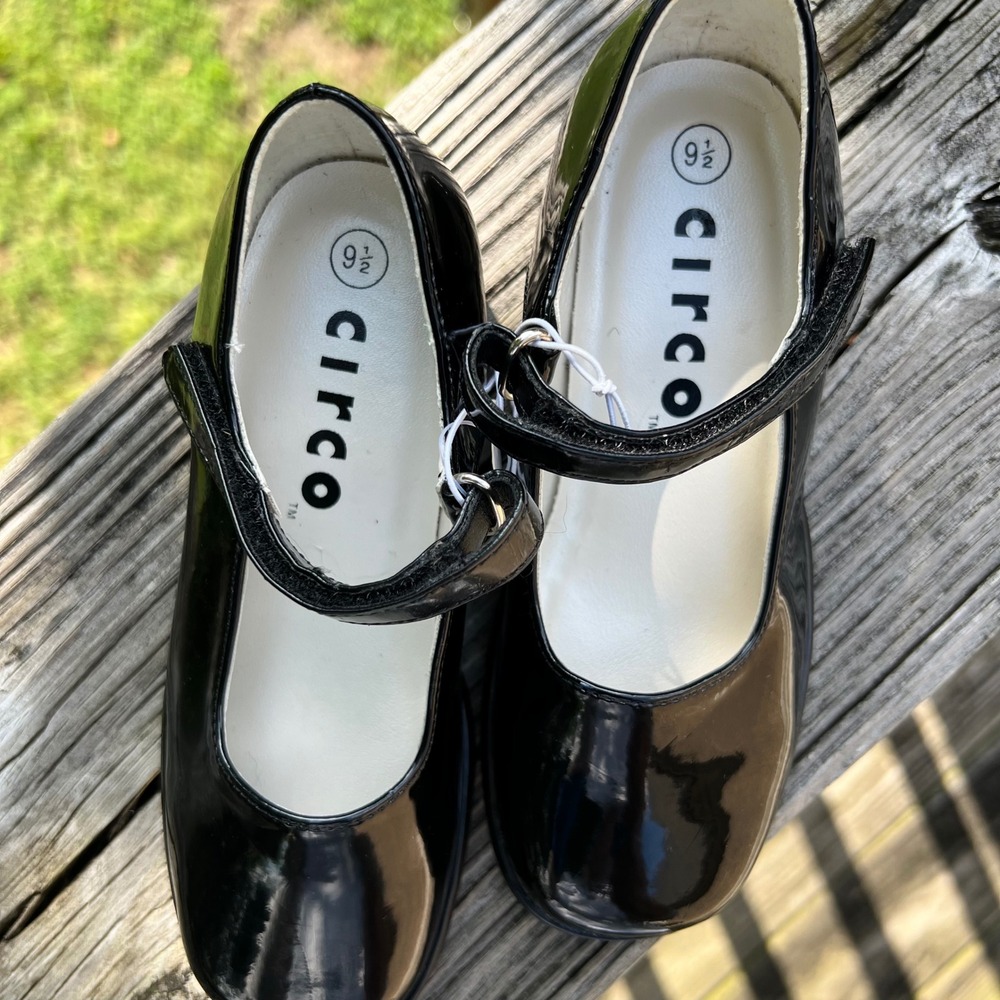 Circo Mary Jane Shoes Lyndsay 9.5 Black Patent‎ Dressy Preppy kids - Picture 2 of 7